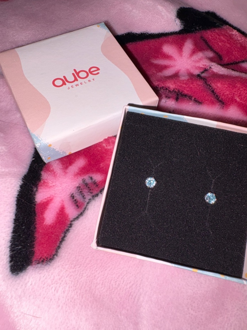 Aube Jewelry Blue Crystal Stud Earrings